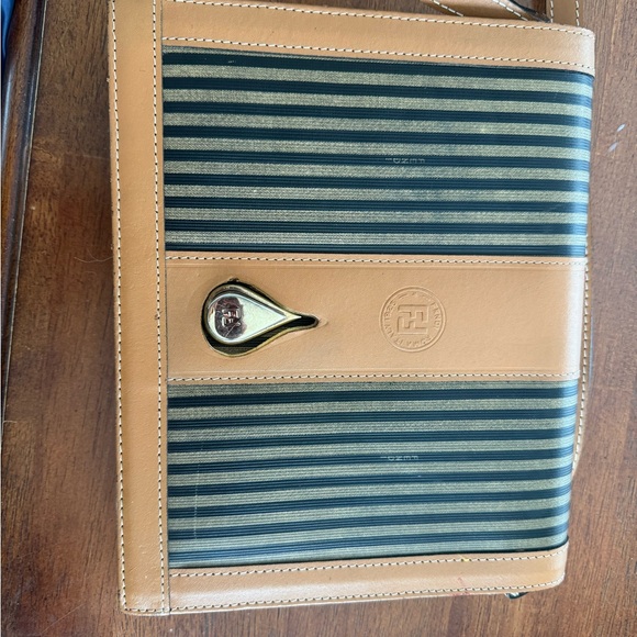 Beautiful Authentic Vintage Fendi Penguin Stripe Crossbody - Picture 14 of 16